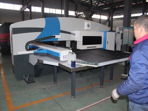 օգտագործված cnc պտուտահաստոց մամլիչ